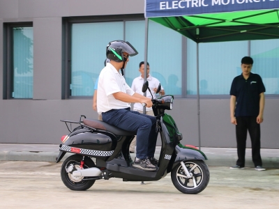 DECO New Model Kickoff Training 2025 TestRide 06