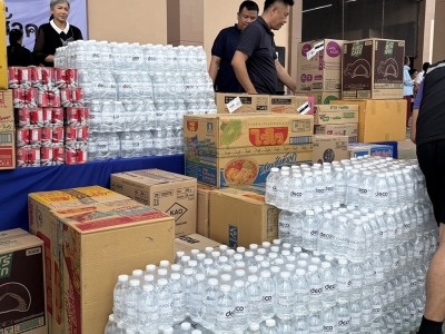 ร่วมส่งต่อน้ำใจ เพื่อพี่น้องชายแดนสระแก้ว 11