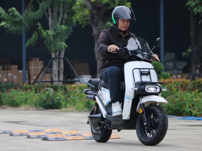 DECO New Model Kickoff Training 2025 TestRide 18