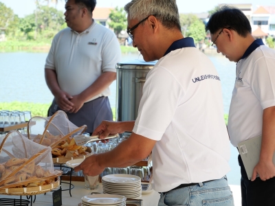 DECO 8th Anniversary 36