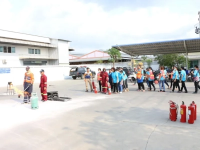 ภาพกิจกรรมอบรมฝึกซ้อมดับเพลิงและฝึกซ้อมอพยพหนีไฟ 10